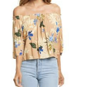 ASTR the Label Annabelle Top Off Shoulder Tropical Floral Print XS